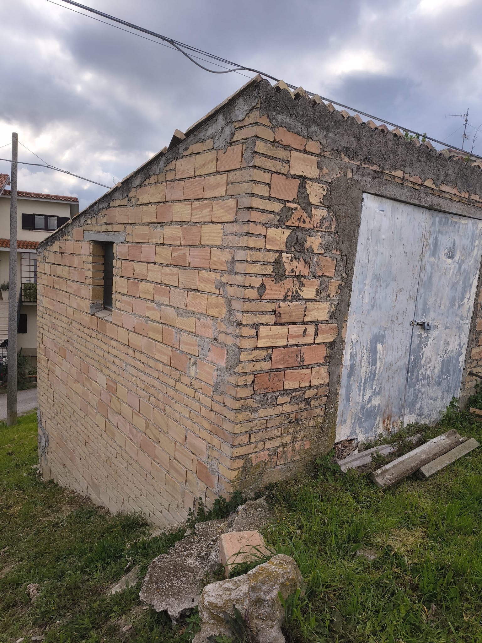 VILLETTA BIFAMILIARE