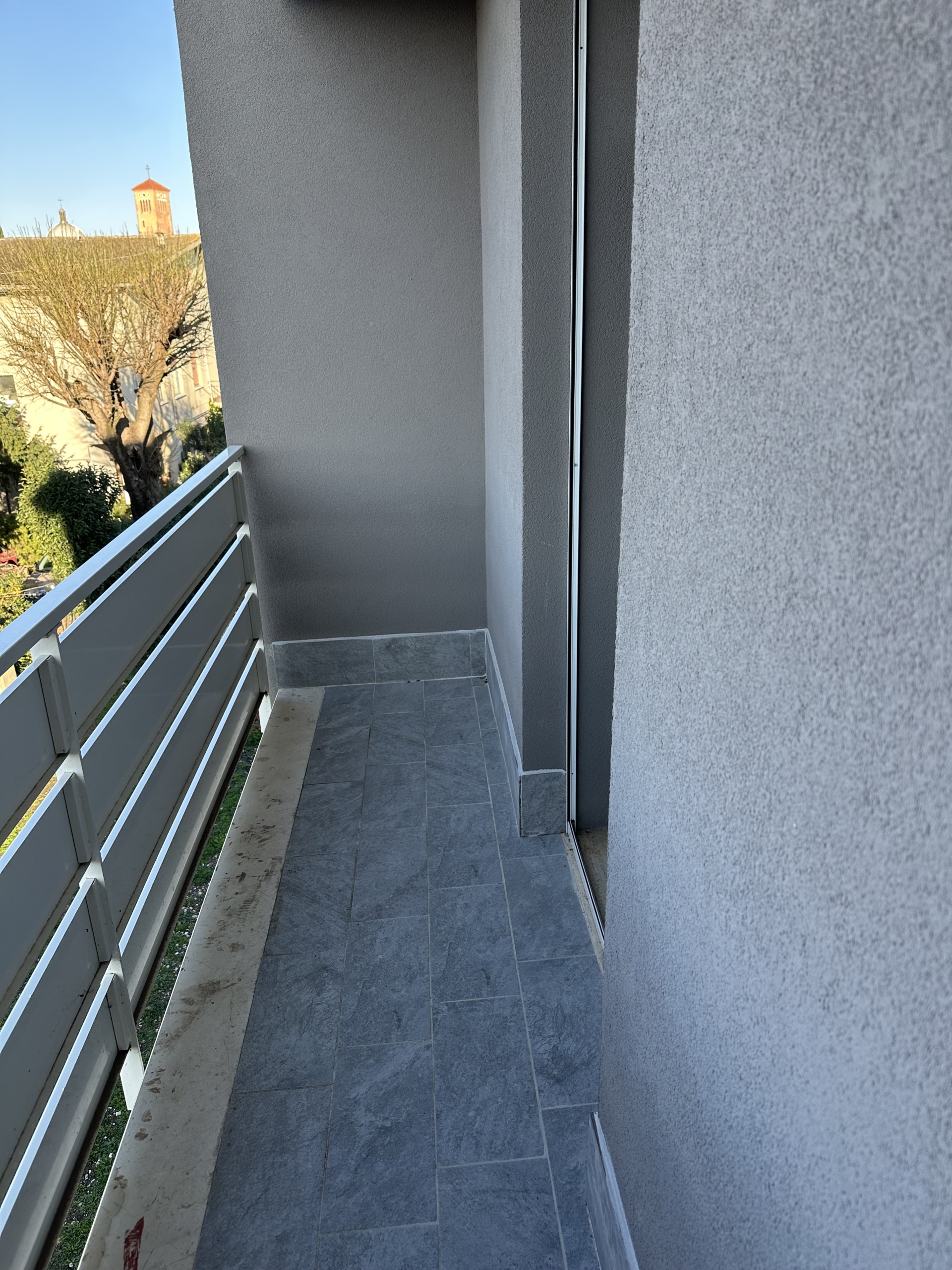 APPARTAMENTO CON DOPPIE CANTINE