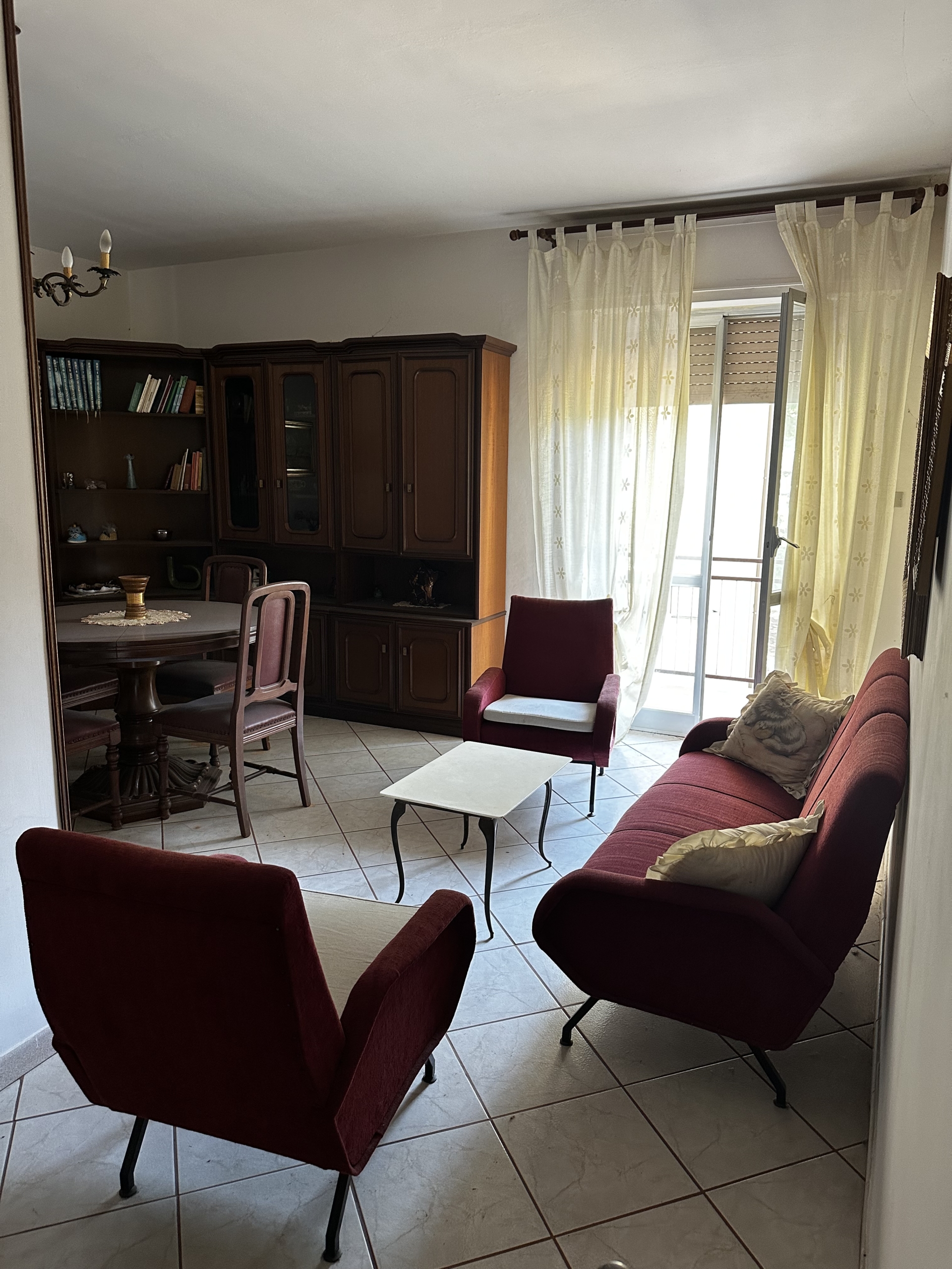 APPARTAMENTO CON GARAGE E GIARDINO CONDOMINIALE
