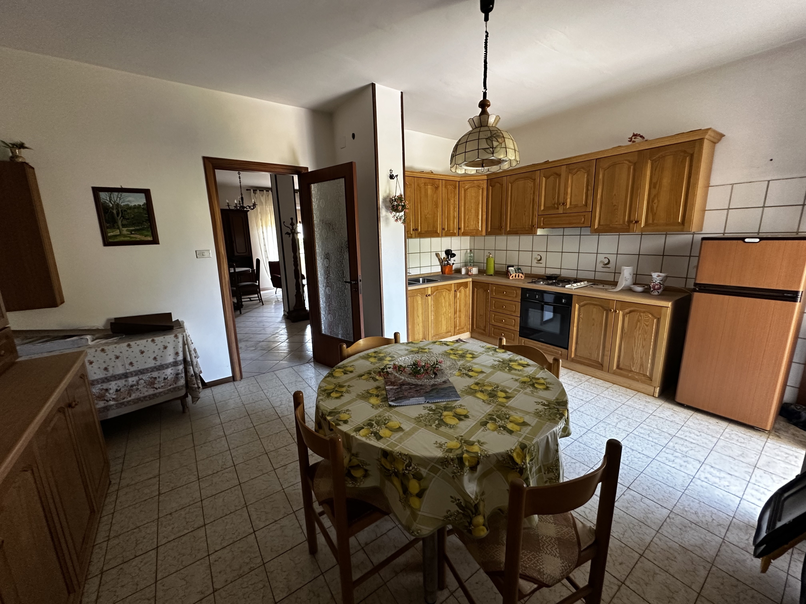 APPARTAMENTO CON GARAGE E GIARDINO CONDOMINIALE