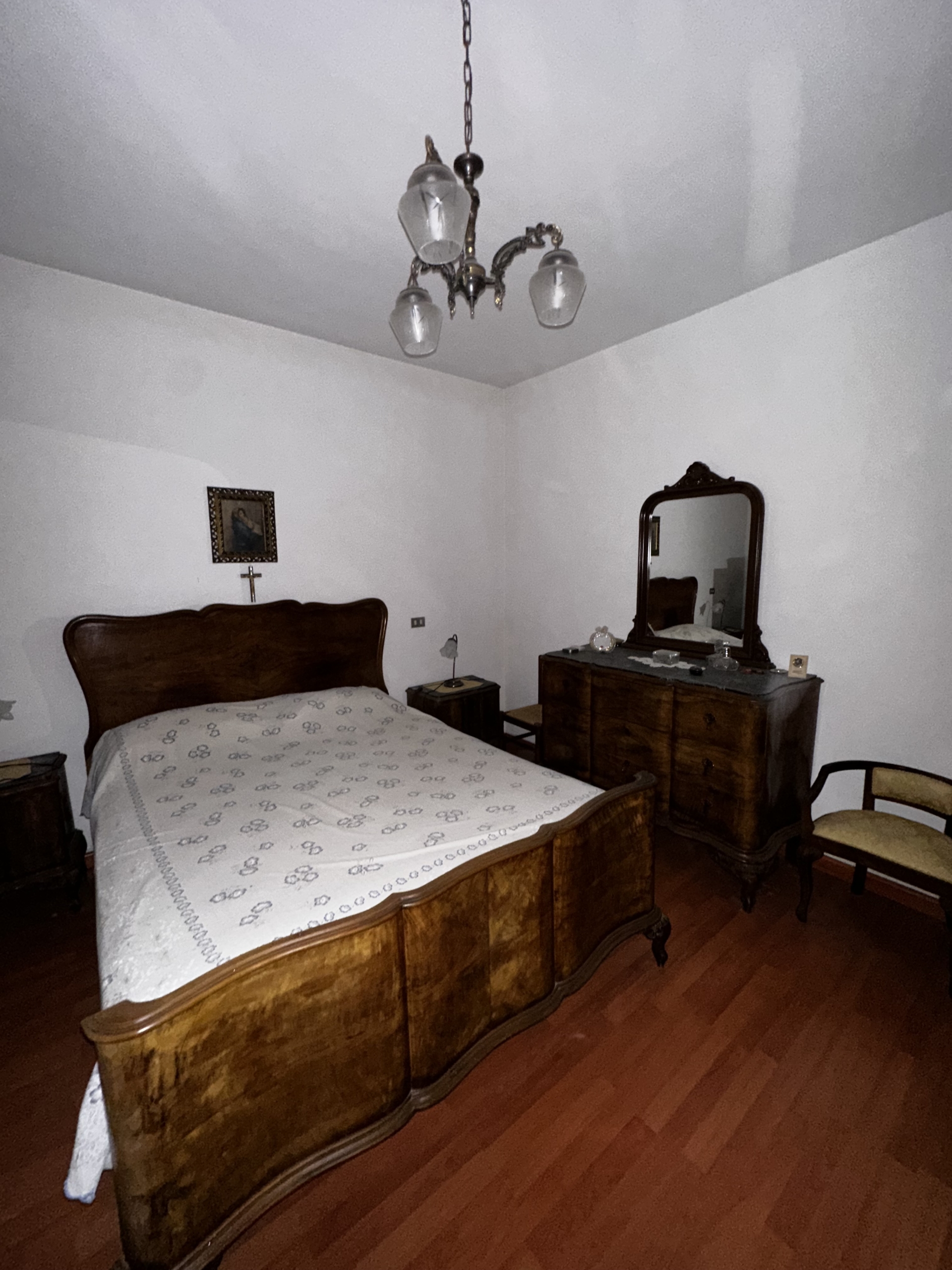APPARTAMENTO CON GARAGE E GIARDINO CONDOMINIALE