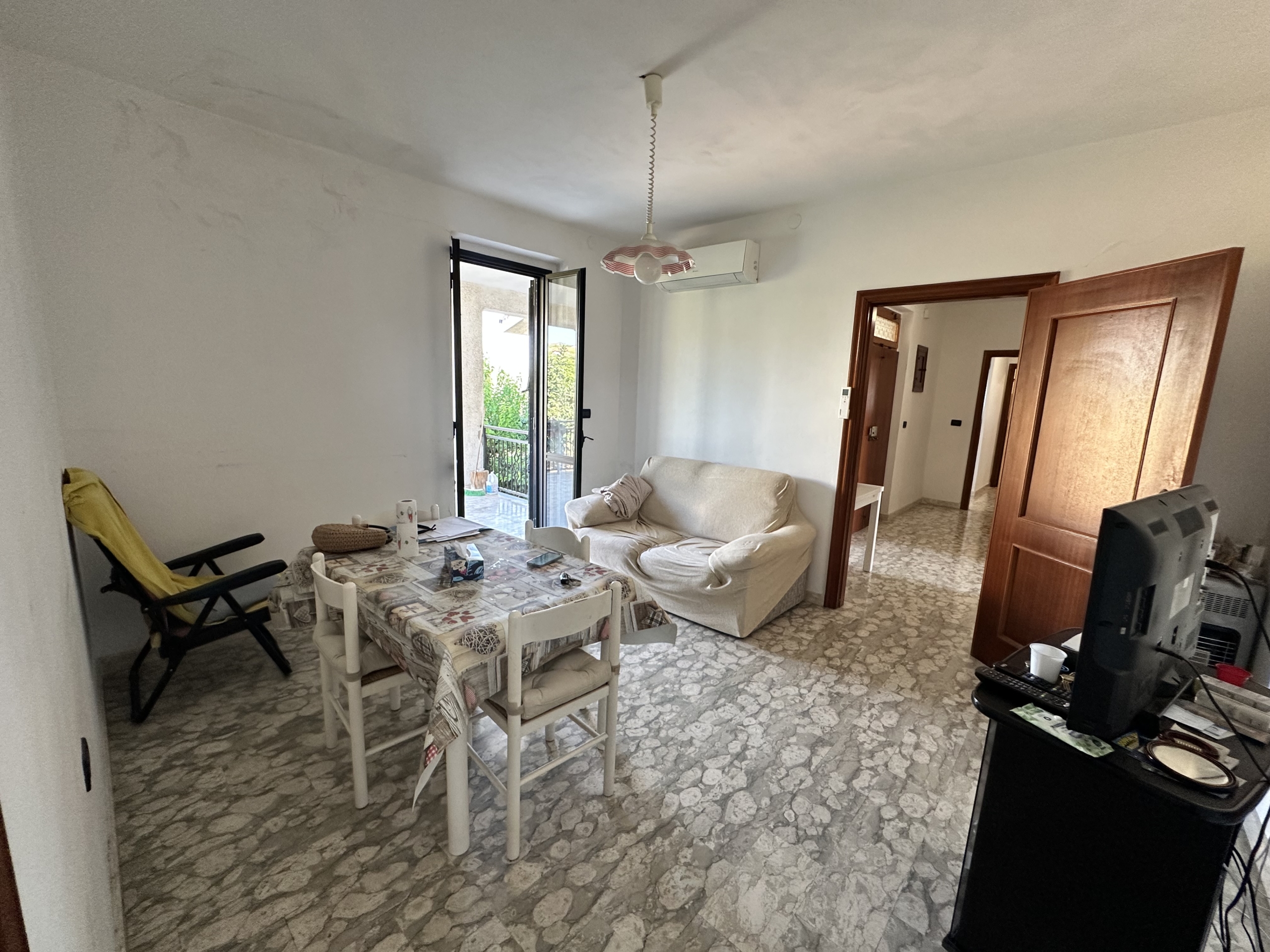 VILLA CON TERRENO